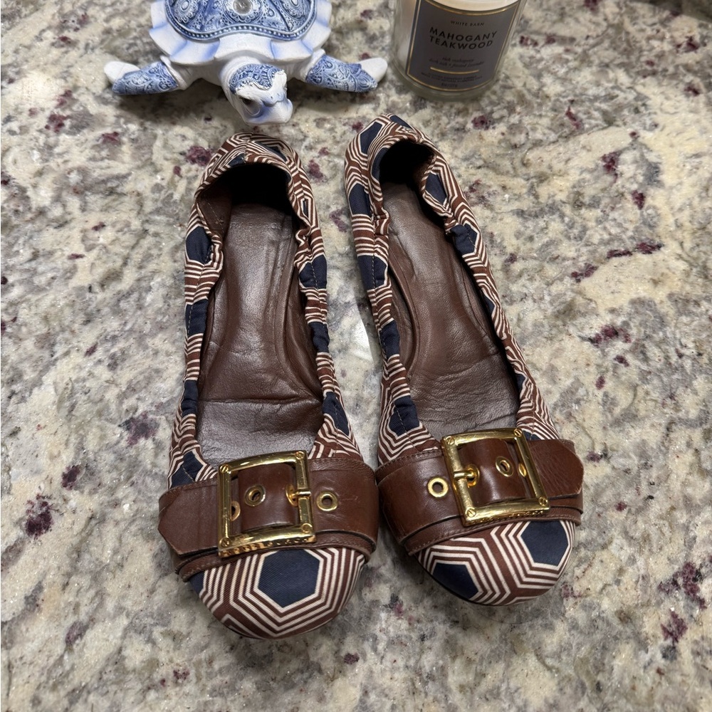 Tory Burch Brown Navy Geometric Ballet Flats with Gold Buckle